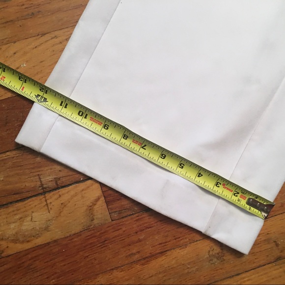 Black Halo Jackie Cap-Sleeve Wide- Leg Jumpsuit - Picture 6 of 14